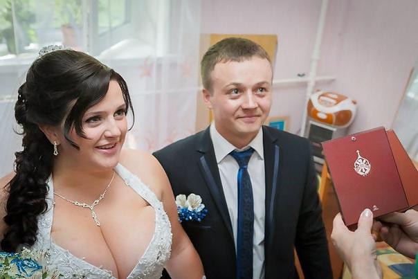 17P Busty Russian Woman 1510