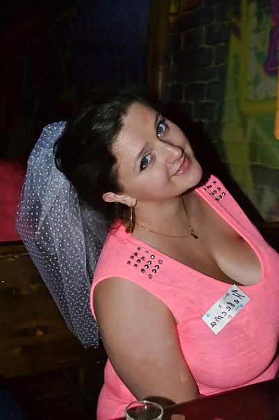 17P Busty Russian Woman 1510