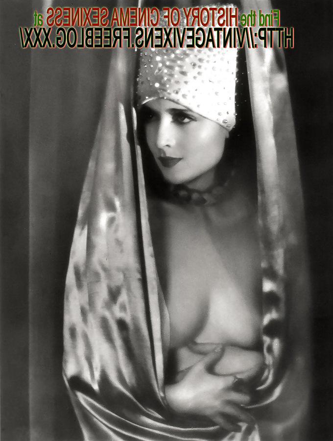 18P Carol Lombard See-Thru