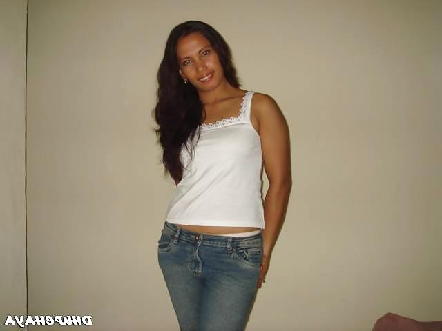 8P Desi married women