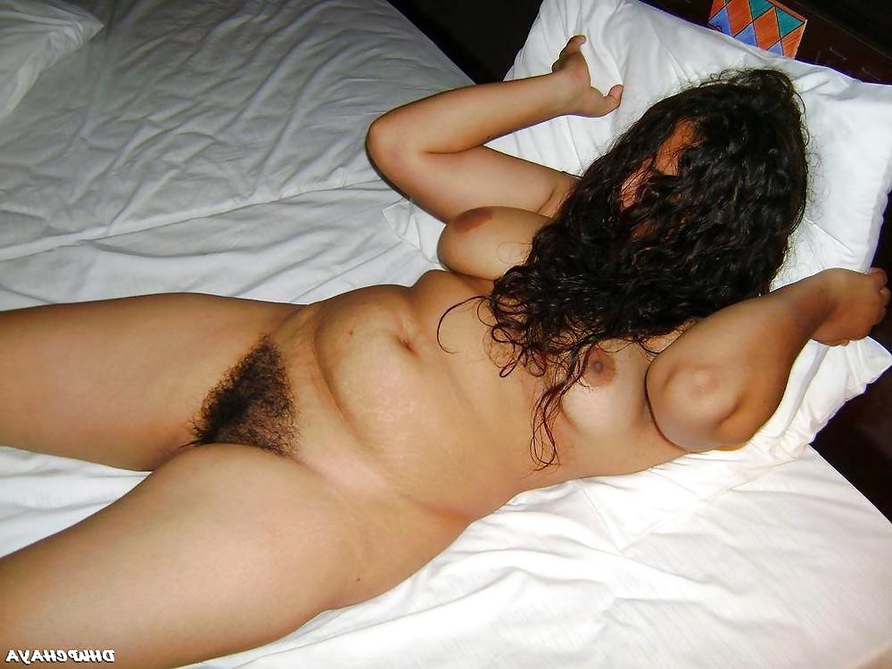 22P Desi Super milf