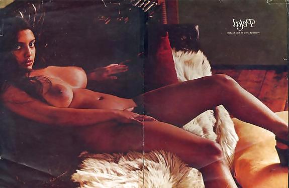 25P Desi Indian Vintage girl biggie boobies
