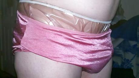 25P Plastic pants