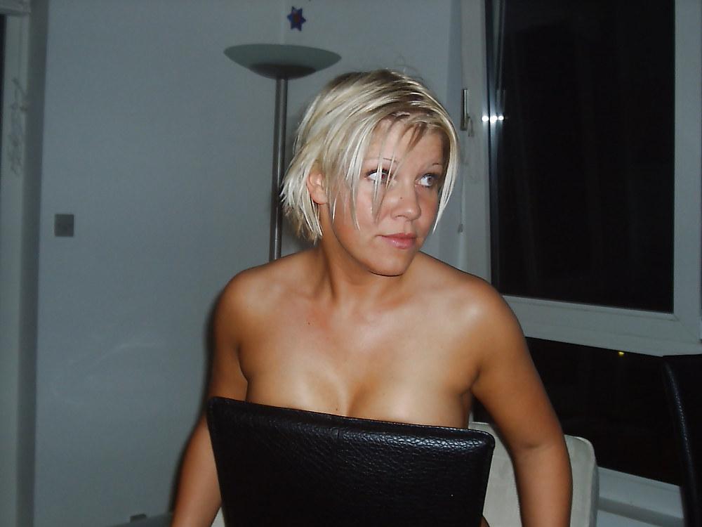 14P Blonde  self shot