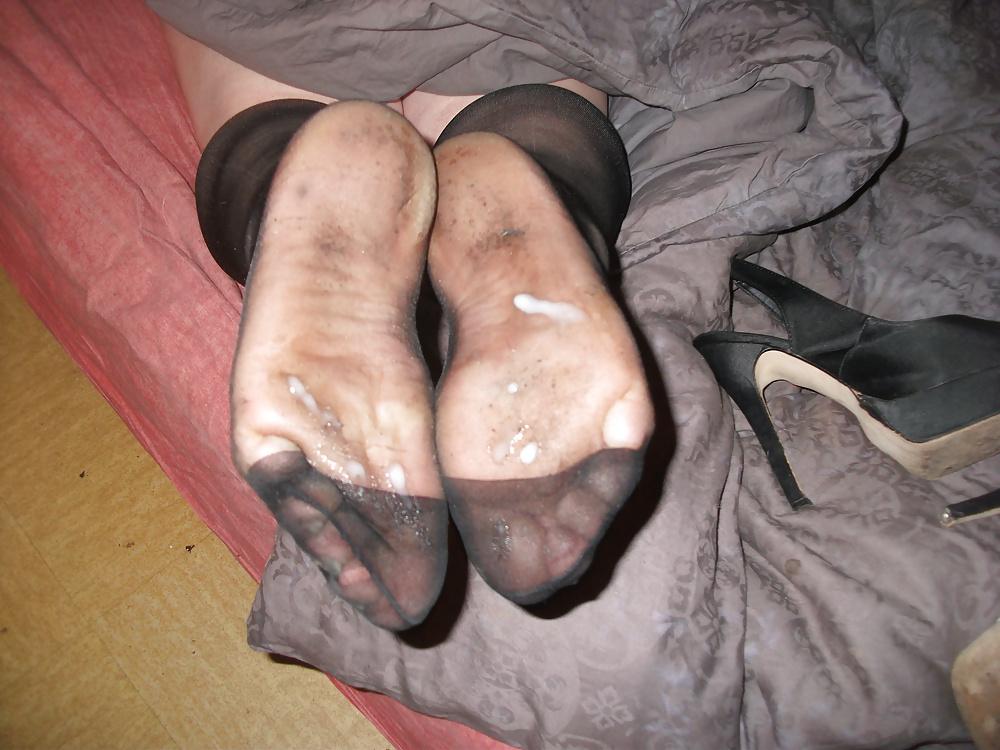 6P Footjob et ejac sur mi bas voile