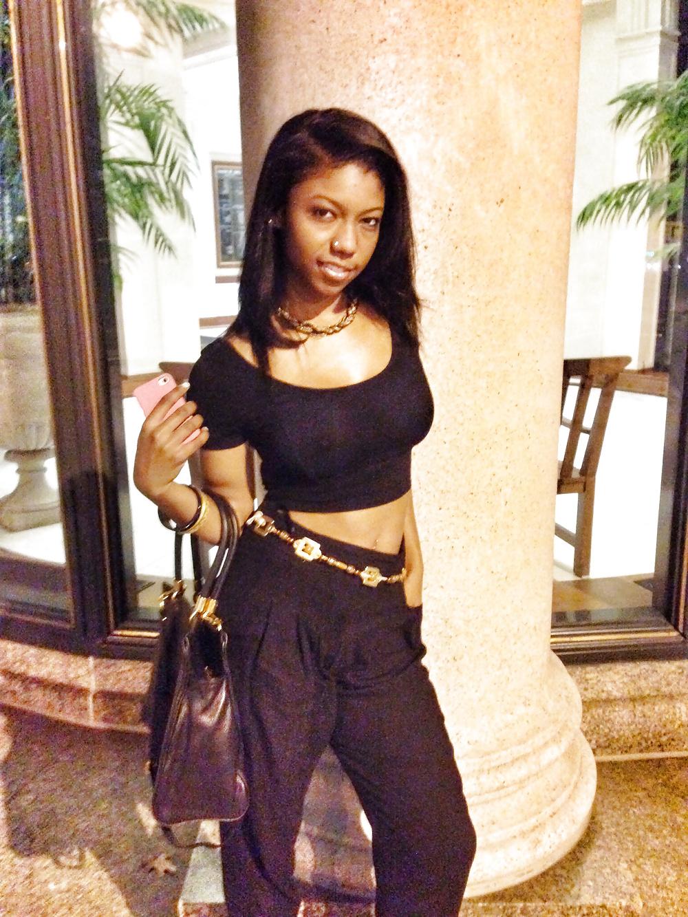10P IG hottie with a bunch of pics with see through clothes