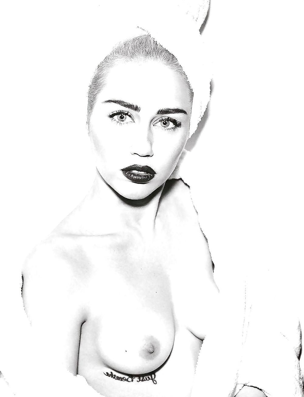 16P Miley Cyrus - Nipple Slip Compilation of a Slut