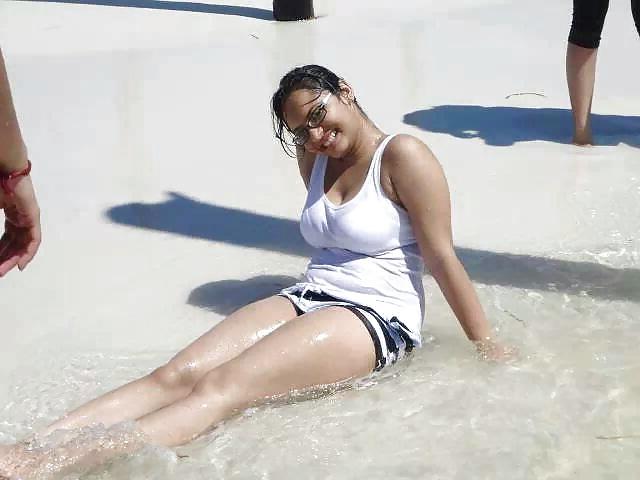 25P Desi Nude and Non Nude 2