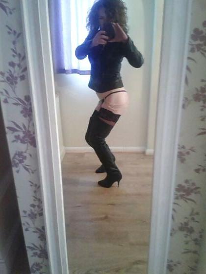 25P Self Shot Matures love to show