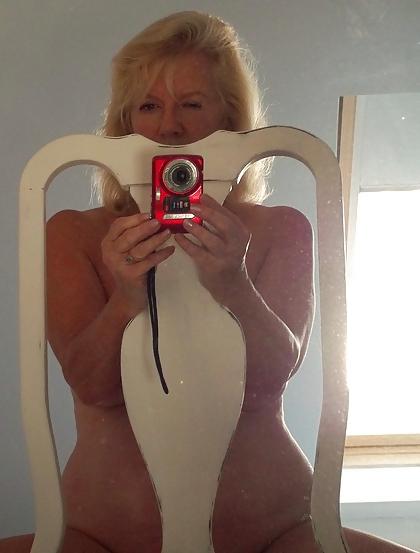25P Self Shot Matures love to show