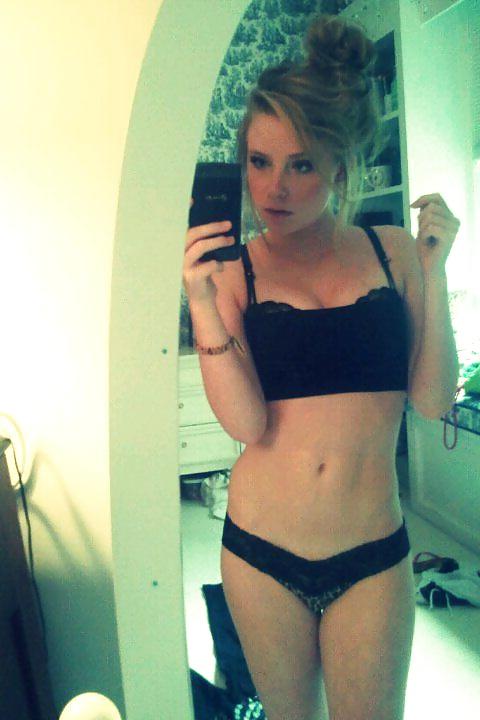 25P Self Pics - Hot Amateurs - vol 16!