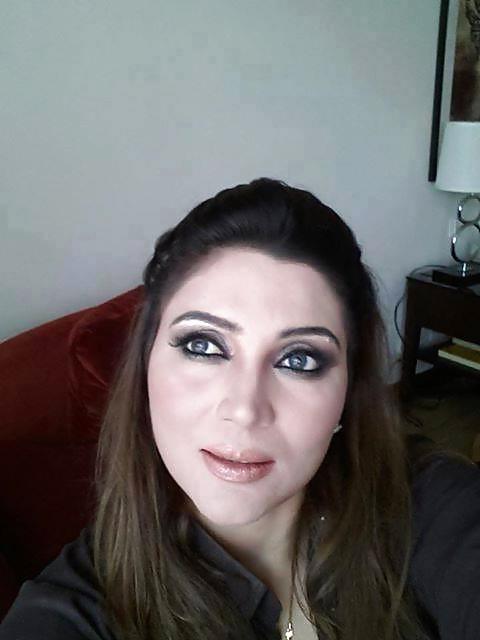 25P Desi milf khshbo