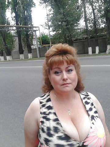 18P Busty Russian Woman 1587