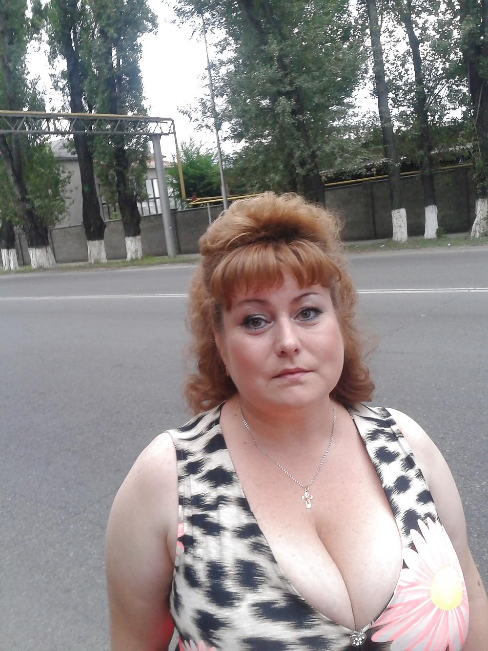18P Busty Russian Woman 1587