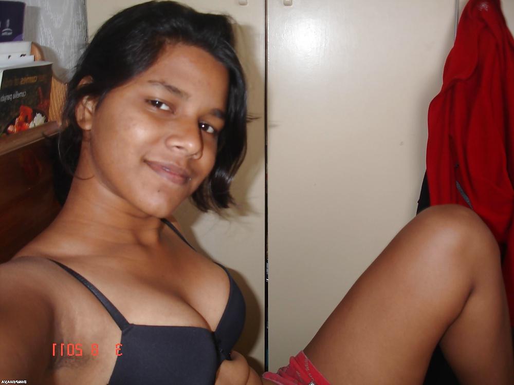 14P Desi Wet Pussy