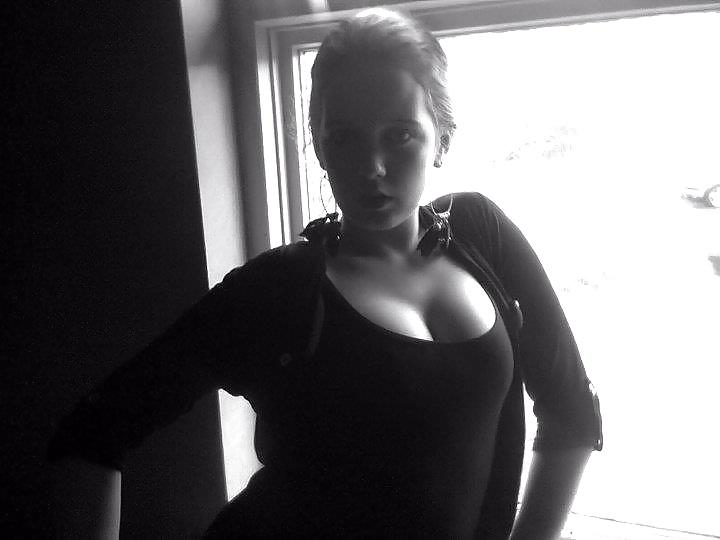 25P So Horny For This Gypsy Slut