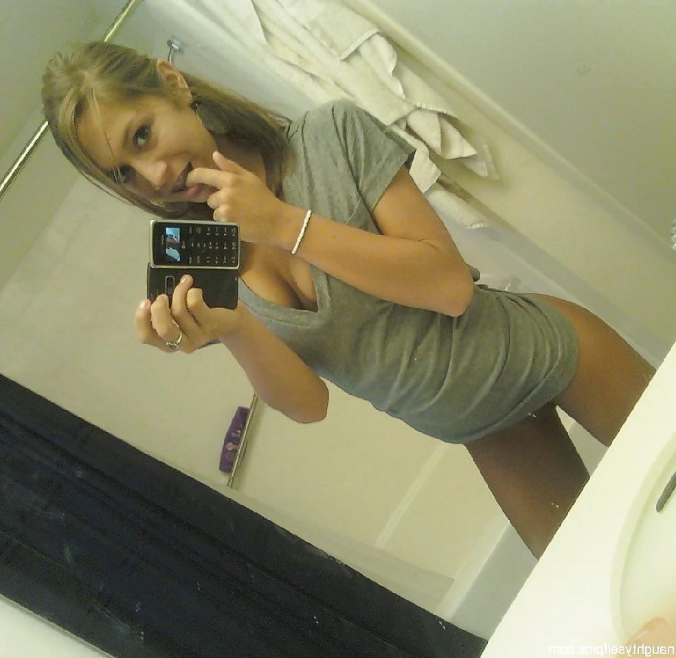 25P Self Pics - Hot Amateurs - vol 18!