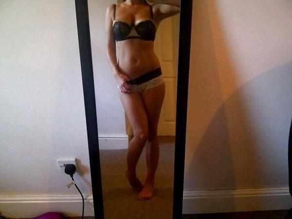 25P Self Pics - Hot Amateurs - vol 18!