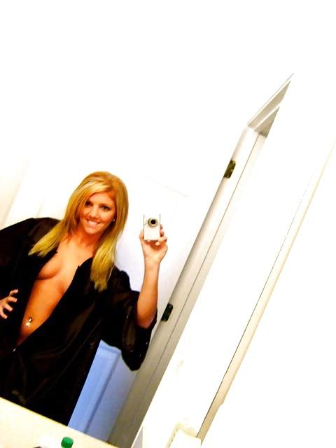 25P Self Pics - Hot Amateurs - vol 18!