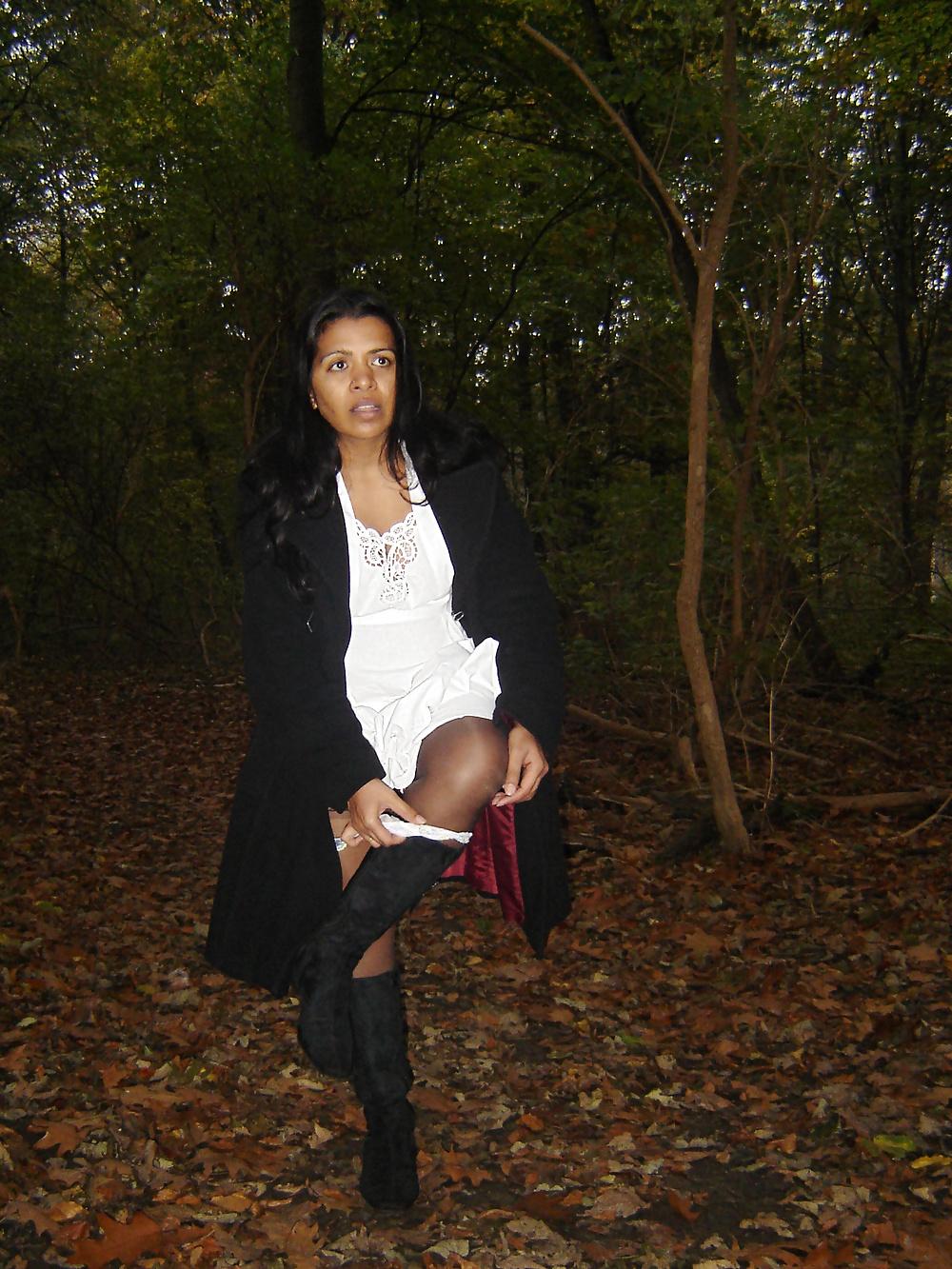 15P Desi Indian Milf Loves Exposing Herself Outdoors 3