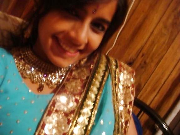25P Desi punjabi indian self expose 