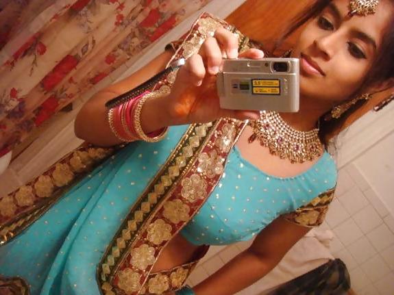 25P Desi punjabi indian self expose 