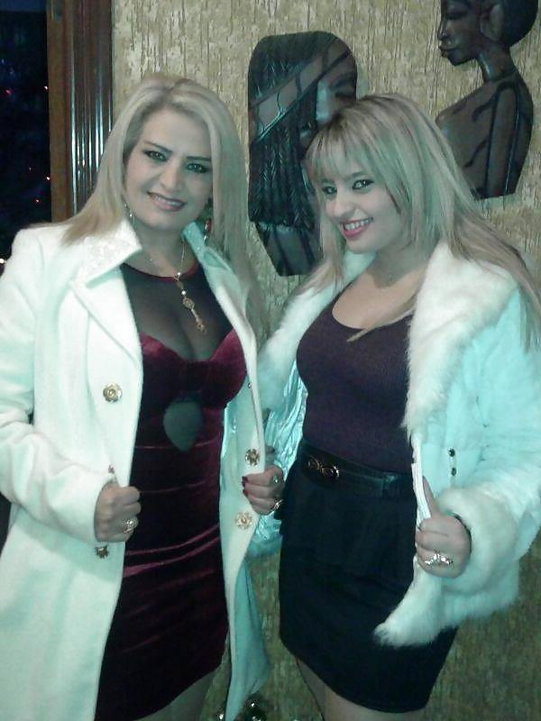 14P Arab Woman 233