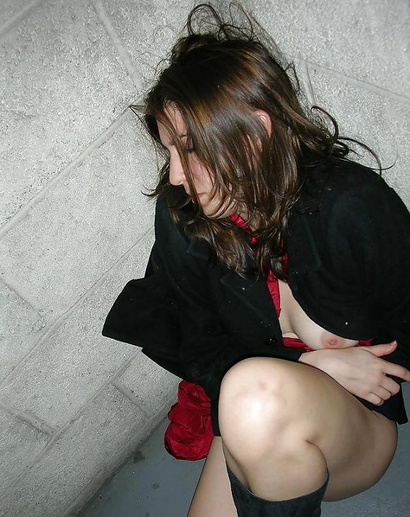 25P Downblouse und Nippel-Slips 39