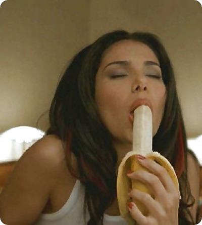 25P Celebs Eating Food 2