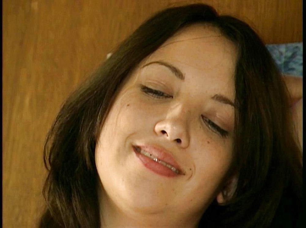 25P 19 year old pussy