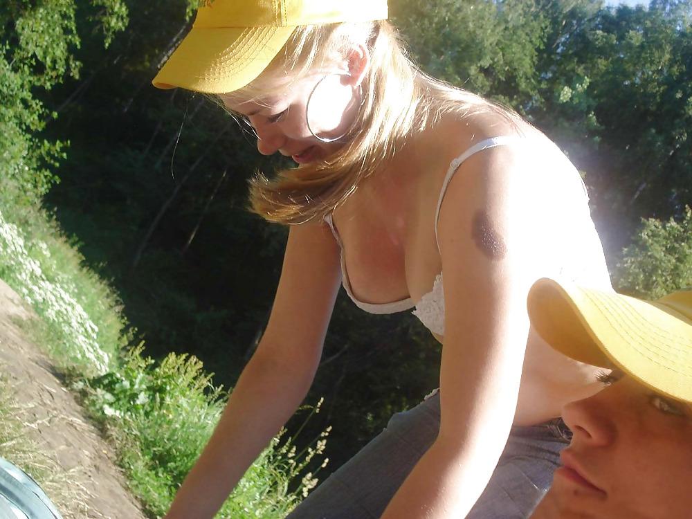 16P Downblouse 9