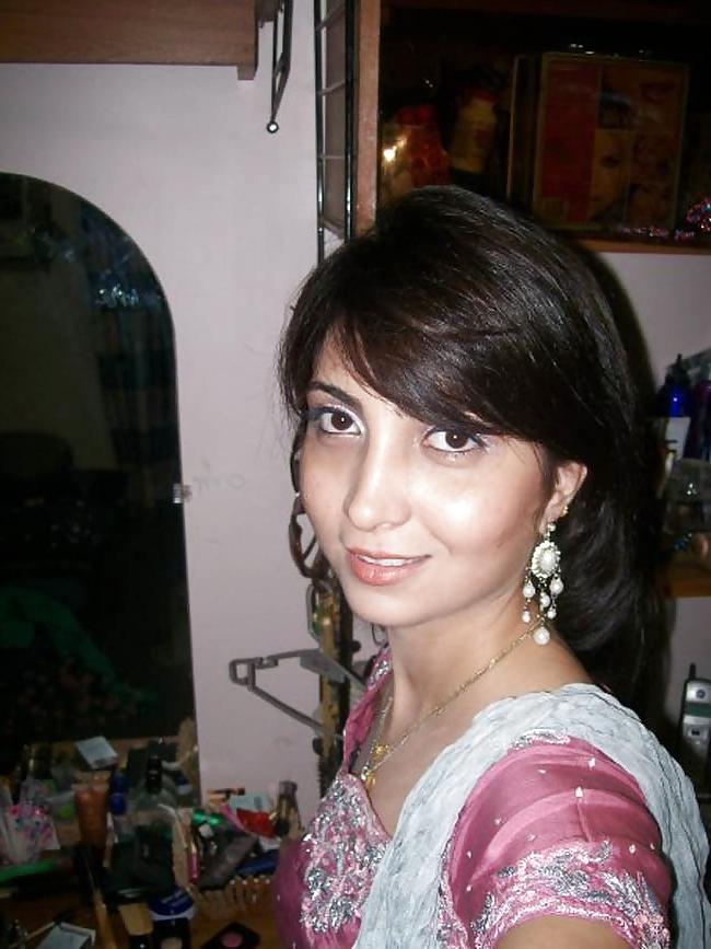 25P Desi Girl 2