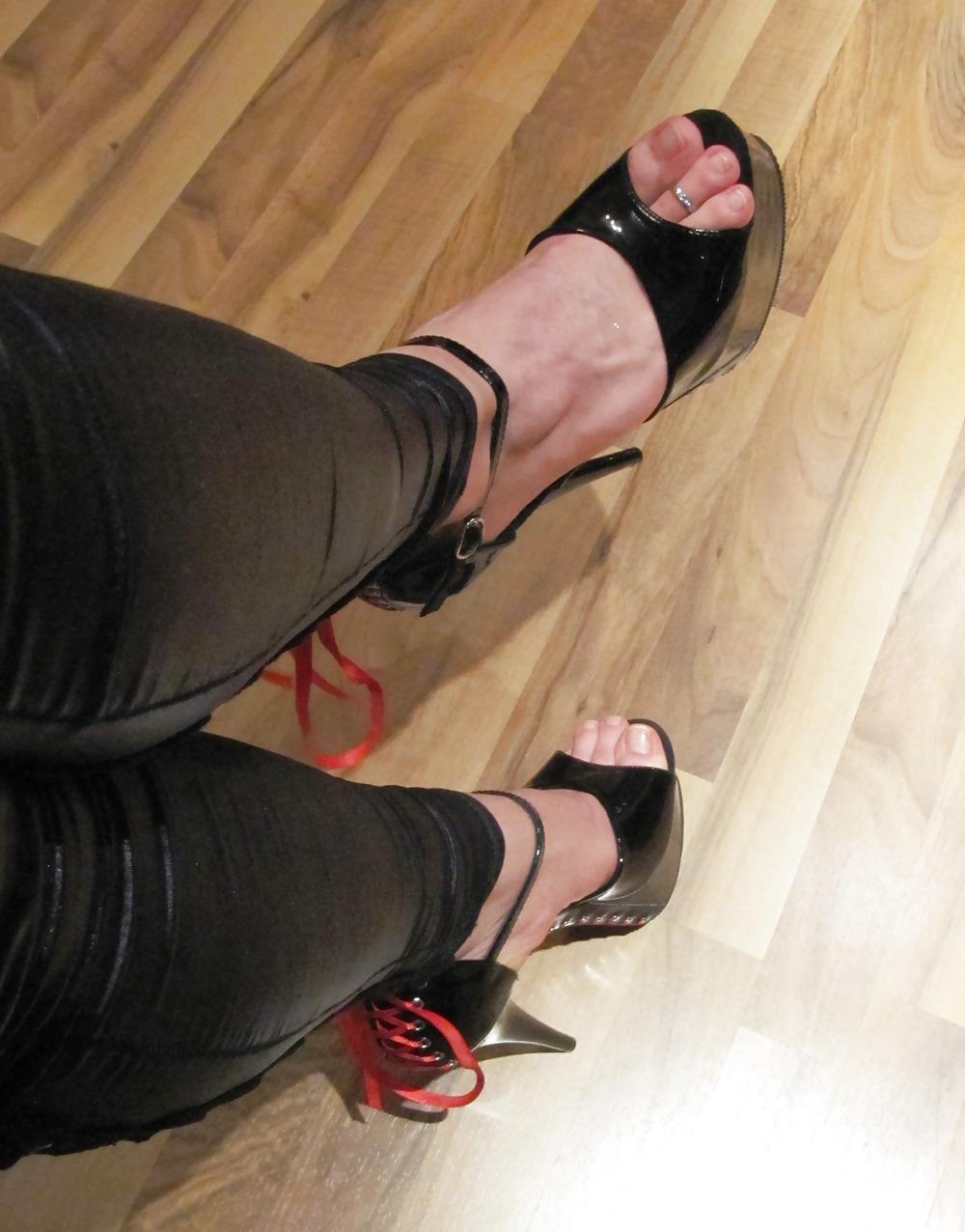 16P Sexy Teen in Leggings Corset and High Heels
