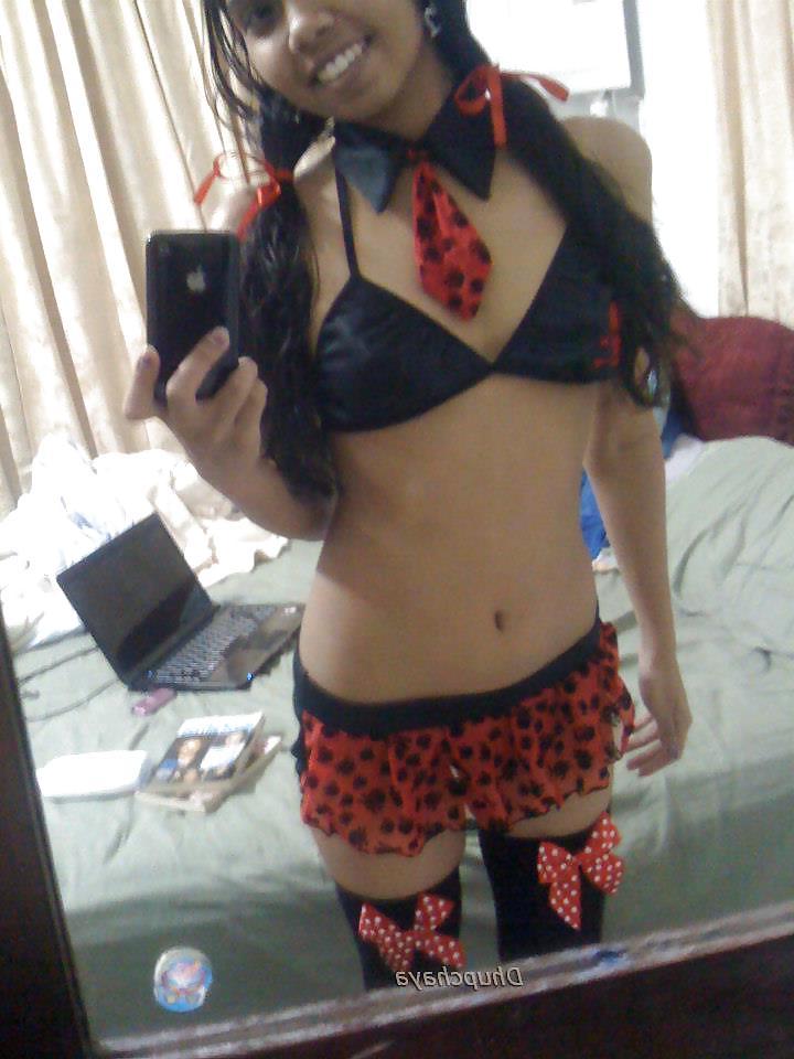 25P Desi Beautiful Bhabi Rasmi self  nu-de