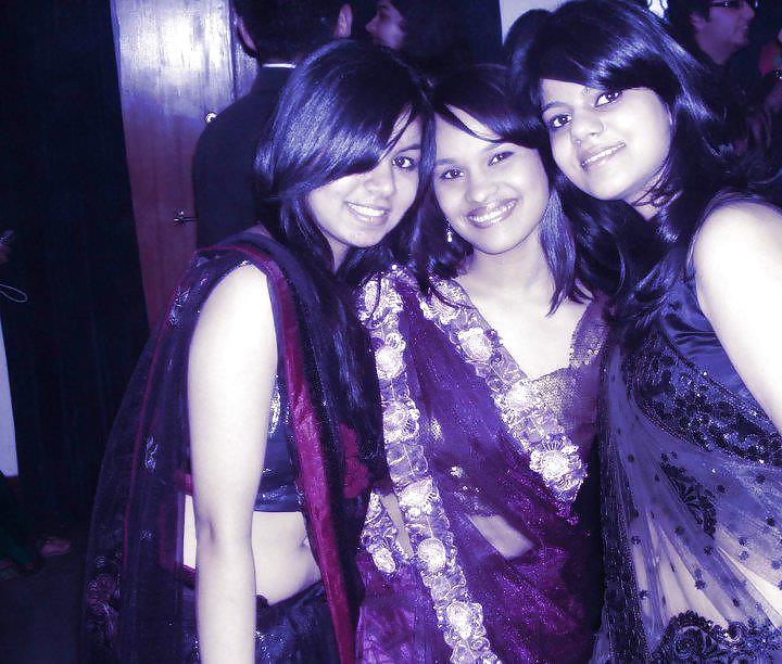 25P Desi galz in saree