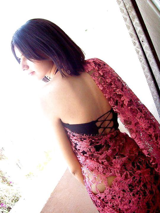 25P Desi galz in saree