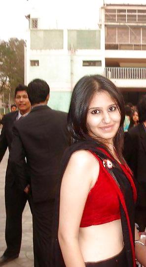 25P Desi galz in saree