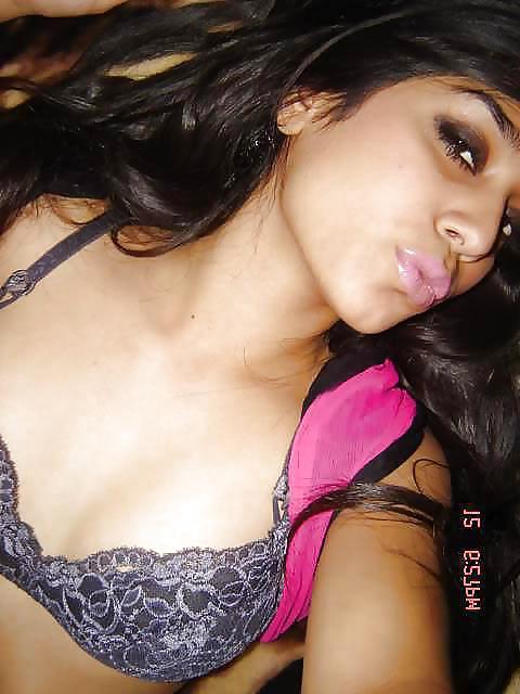 18P Hot desi girls