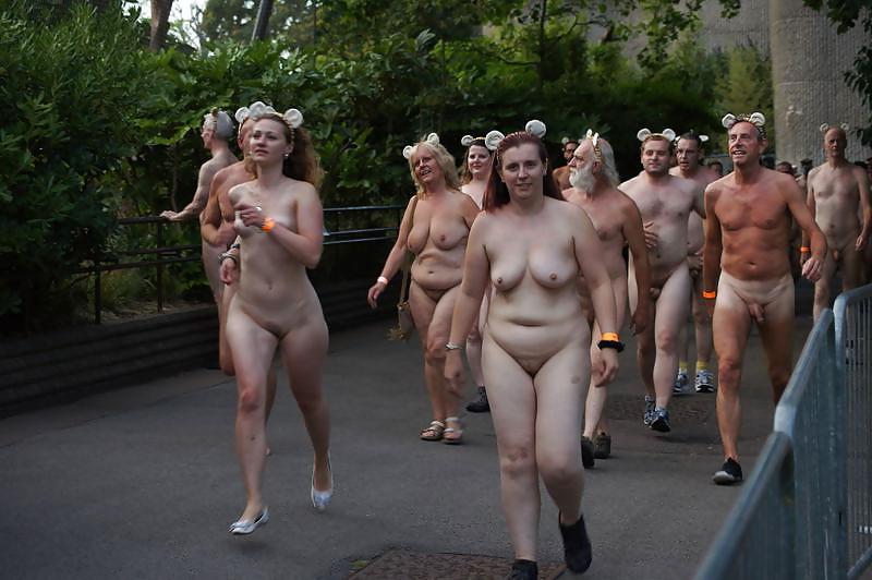 13P Naked run as protest 