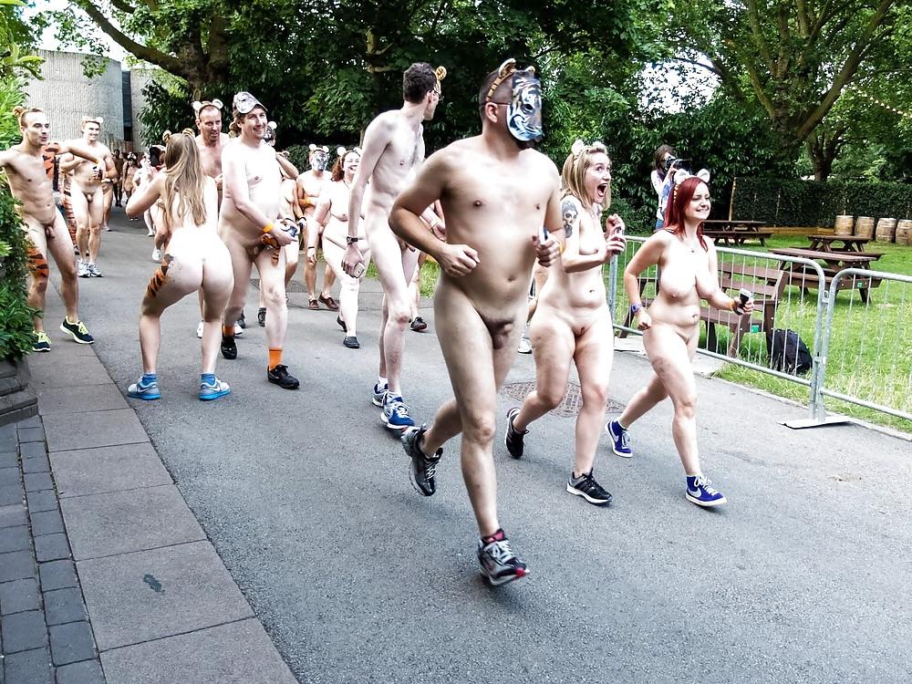 13P Naked run as protest 