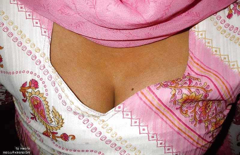 8P Desi BBW3