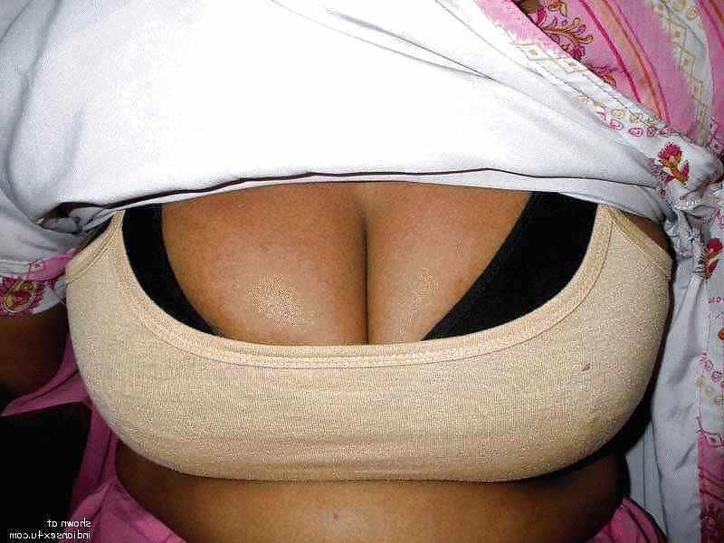 8P Desi BBW3
