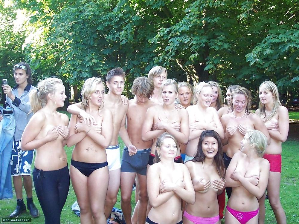 25P Moms, mature, hotties