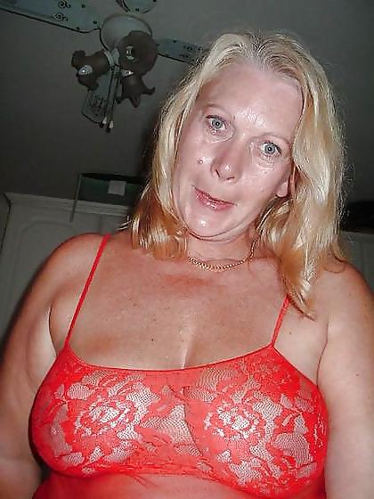 25P Moms, mature, hotties
