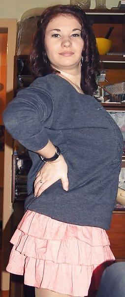 19P Busty Russian Woman 1624