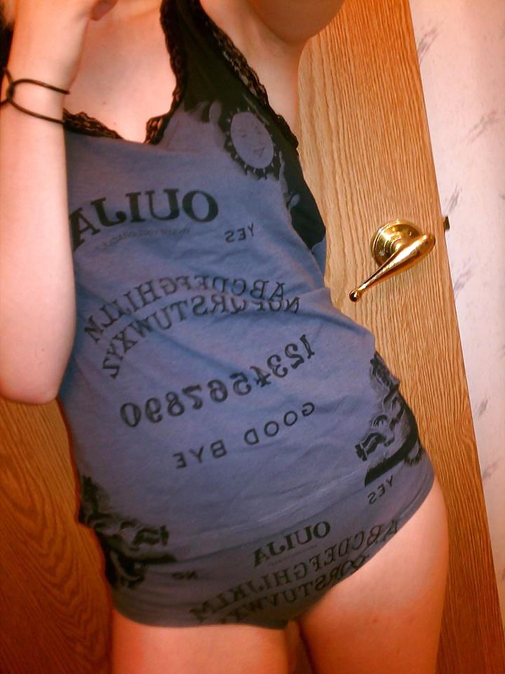 25P I can see your knickers