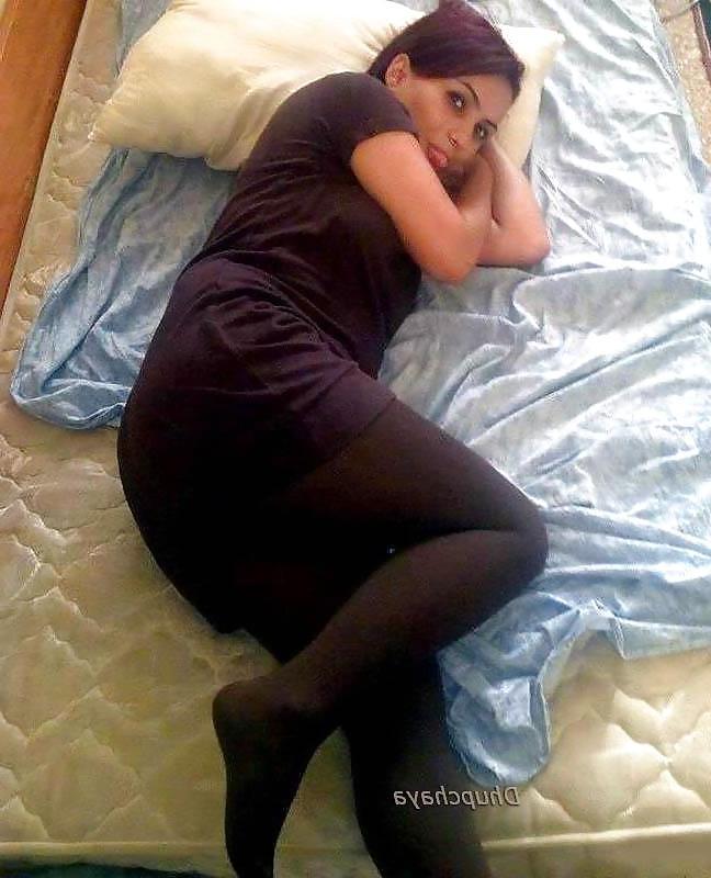 8P VIP Desi Lady