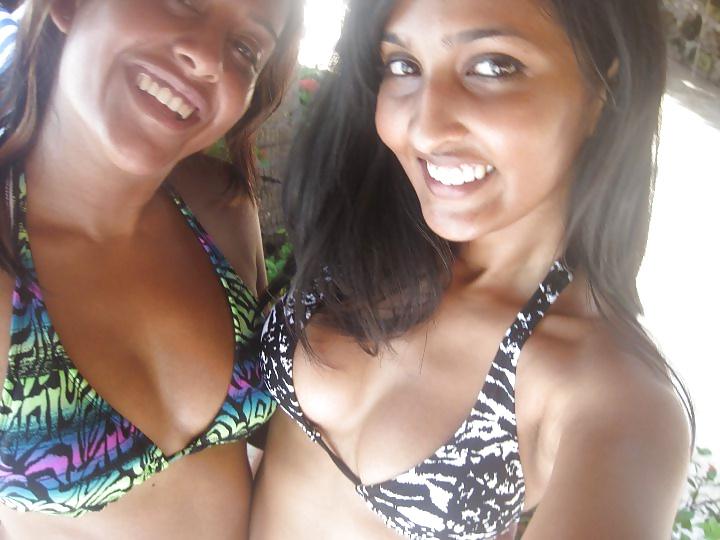 10P Desi Bikini Bash - 008