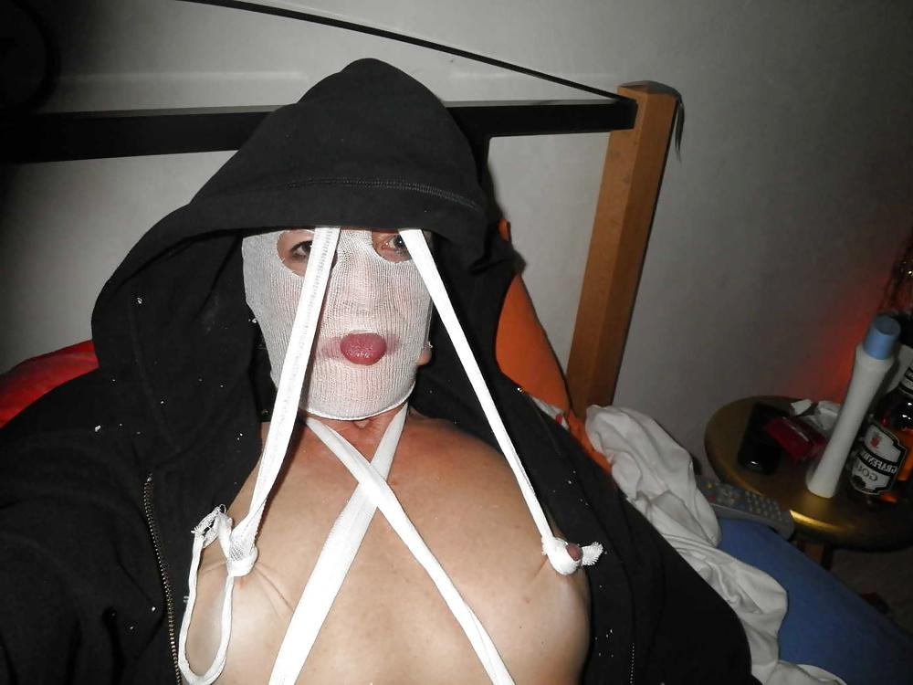 25P Alle sollen die perverse Dauerwixerin sehen