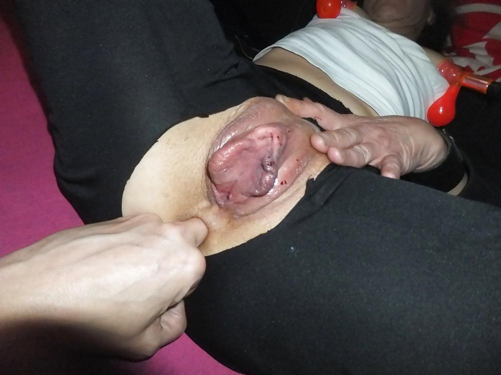 25P Alle sollen die perverse Dauerwixerin sehen